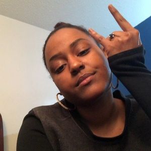 Meet your Posher, Akellah